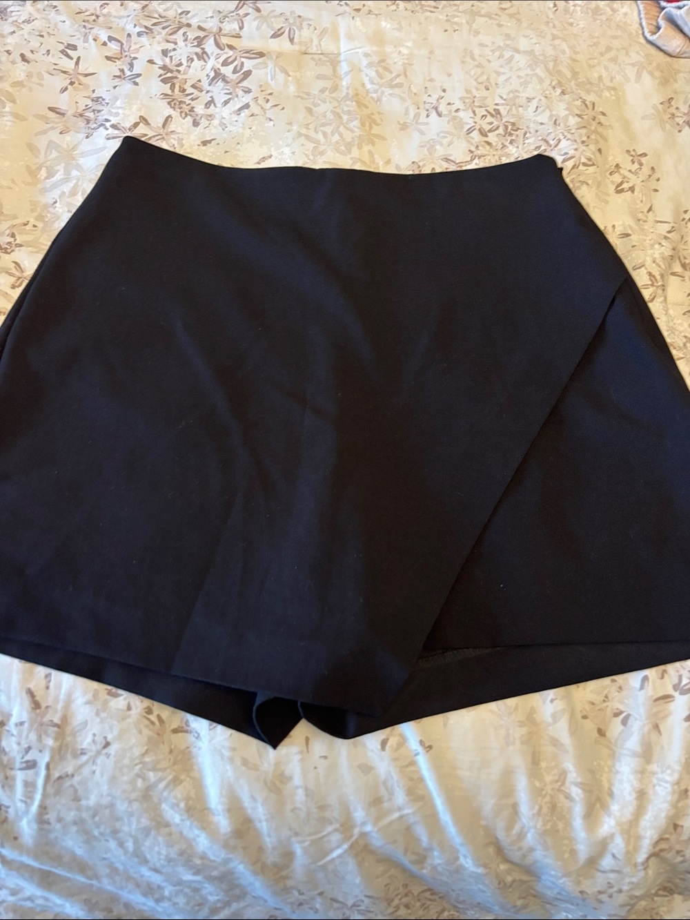 Reitmans Black Wrap-Front Women's Skort